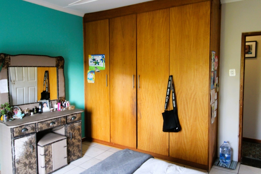 5 Bedroom Property for Sale in Gonubie North Eastern Cape